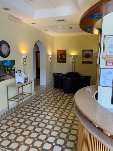 Bergik Hotel Tiberias Eksteriør billede